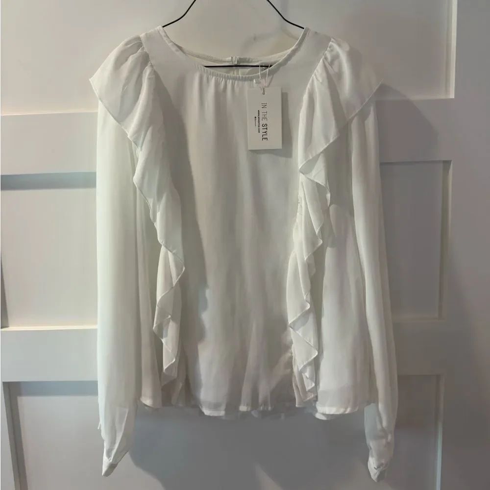 New In The Style White Ruffle long Sleeve Lightweight Blouse size 16